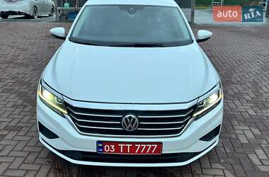 Седан Volkswagen Passat 2020 в Луцьку