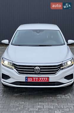 Седан Volkswagen Passat 2020 в Луцьку