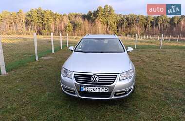 Універсал Volkswagen Passat 2008 в Радехові