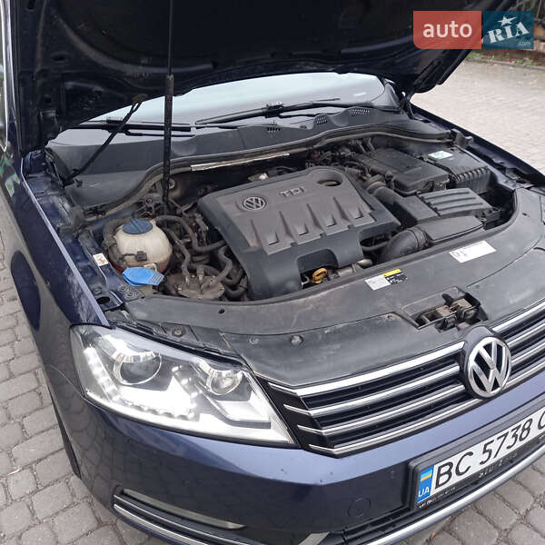 Универсал Volkswagen Passat 2014 в Львове