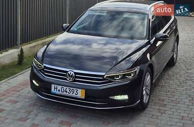 Універсал Volkswagen Passat 2020 в Сваляві