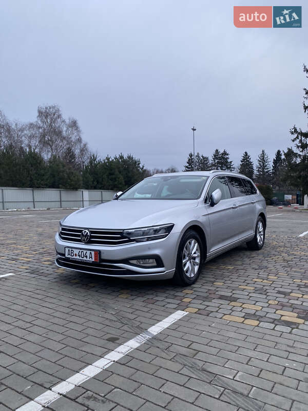 Универсал Volkswagen Passat 2021 в Луцке