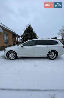 Универсал Volkswagen Passat 2015 в 