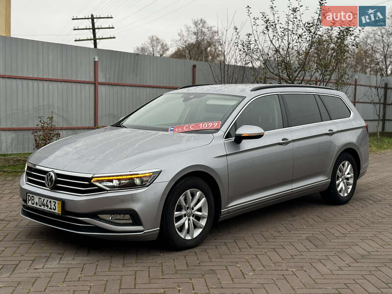 Універсал Volkswagen Passat 2020 в Стрию