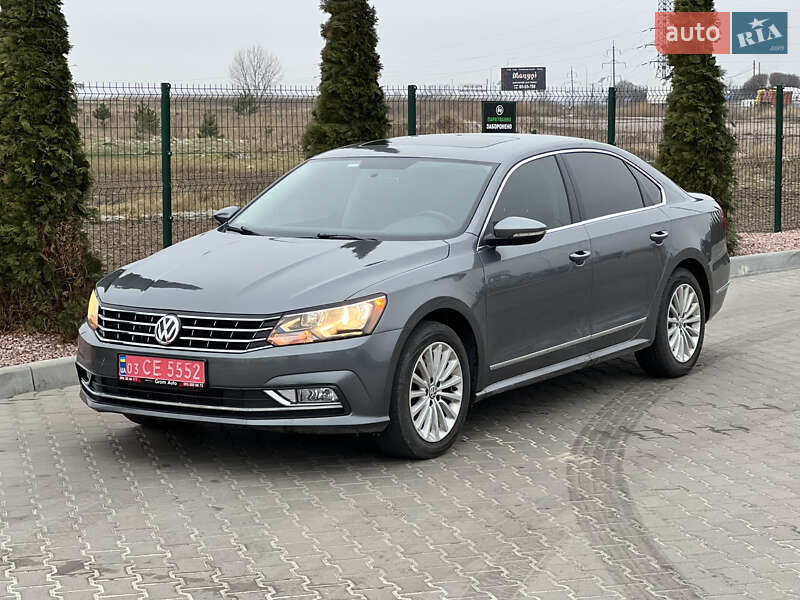 Седан Volkswagen Passat 2017 в 