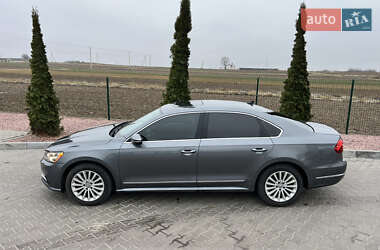 Седан Volkswagen Passat 2017 в 