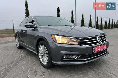 Седан Volkswagen Passat 2017 в 