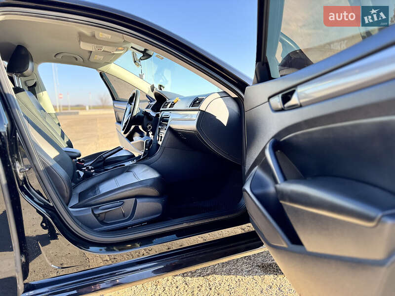 Седан Volkswagen Passat 2013 в Монастырище