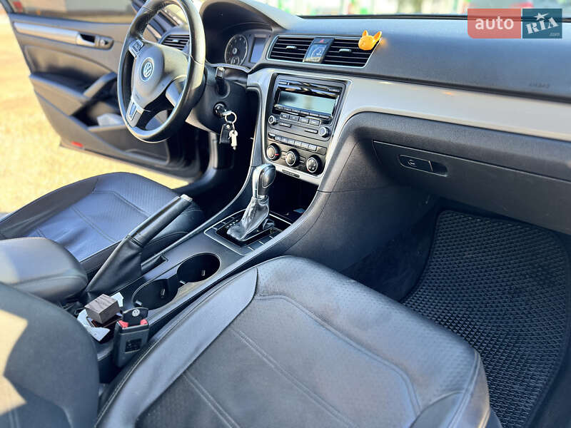 Седан Volkswagen Passat 2013 в Монастырище