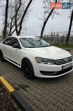 Седан Volkswagen Passat 2014 в Олександрії