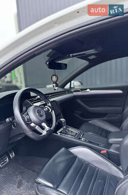 Седан Volkswagen Passat 2017 в 