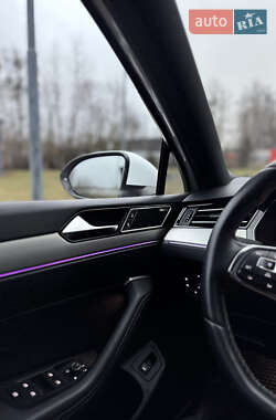 Седан Volkswagen Passat 2017 в 