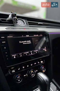 Седан Volkswagen Passat 2017 в 
