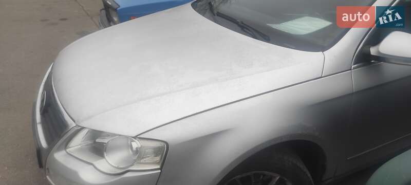 Седан Volkswagen Passat 2006 в Запоріжжі