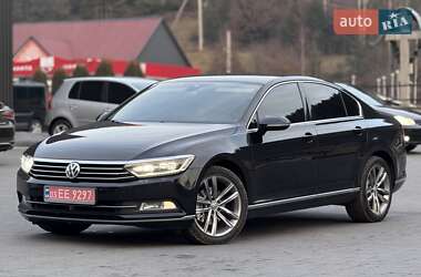 Седан Volkswagen Passat 2015 в Міжгір'ї