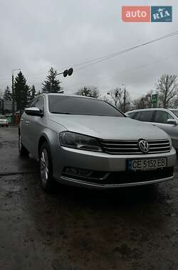 Універсал Volkswagen Passat 2011 в Чернівцях