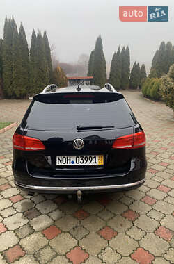 Универсал Volkswagen Passat 2011 в Ровно