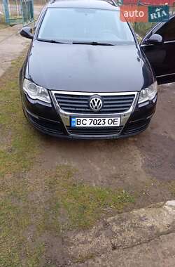 Універсал Volkswagen Passat 2006 в Жидачові