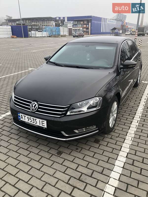 Седан Volkswagen Passat 2010 в Коломые