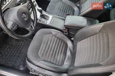 Седан Volkswagen Passat 2013 в Черновцах