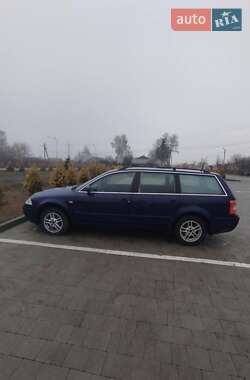 Універсал Volkswagen Passat 2001 в Мостиській