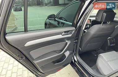 Универсал Volkswagen Passat 2019 в Запорожье