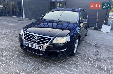 Універсал Volkswagen Passat 2009 в Рівному