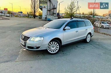 Універсал Volkswagen Passat 2009 в Хмельницькому