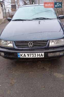 Універсал Volkswagen Passat 1995 в Дубні