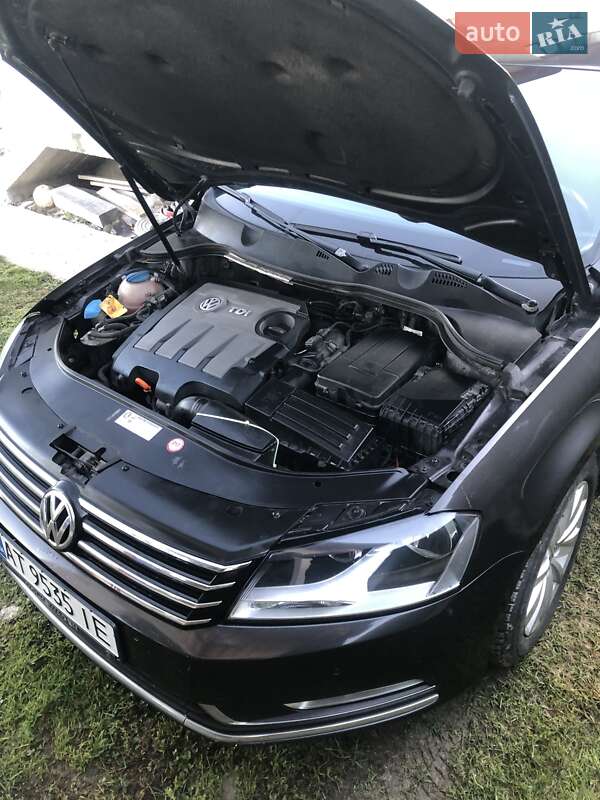 Седан Volkswagen Passat 2010 в Коломые