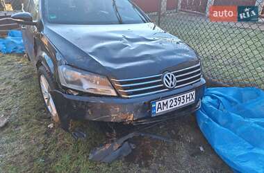 Універсал Volkswagen Passat 2013 в 
