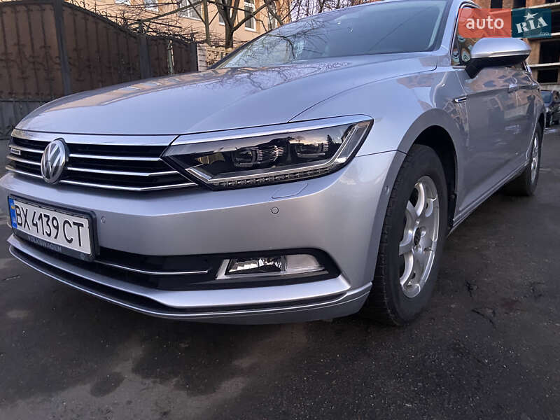 Універсал Volkswagen Passat 2016 в Хмельницькому