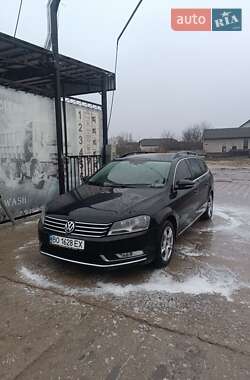 Універсал Volkswagen Passat 2011 в Товсте