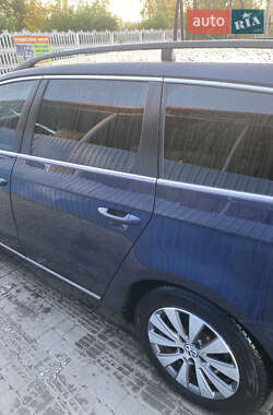 Универсал Volkswagen Passat 2011 в 