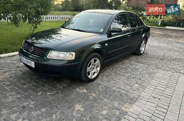 Седан Volkswagen Passat 1997 в Вінниці