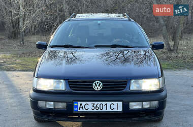 Универсал Volkswagen Passat 1996 в Каменском