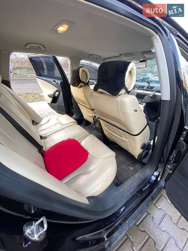 Универсал Volkswagen Passat 2009 в Львове