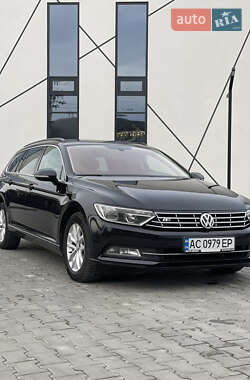 Універсал Volkswagen Passat 2015 в Луцьку