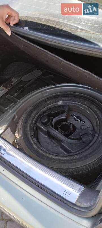 Седан Volkswagen Passat 2003 в Львові