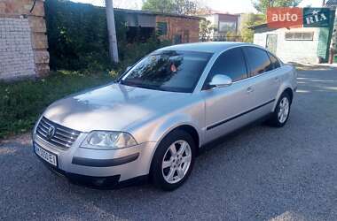 Седан Volkswagen Passat 2004 в Баранівці