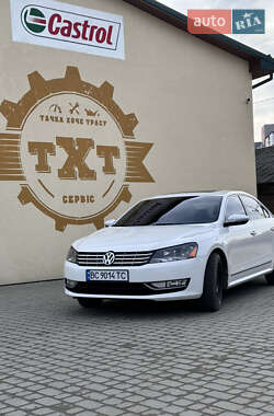 Седан Volkswagen Passat 2015 в Львове