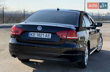 Седан Volkswagen Passat 2014 в Днепре