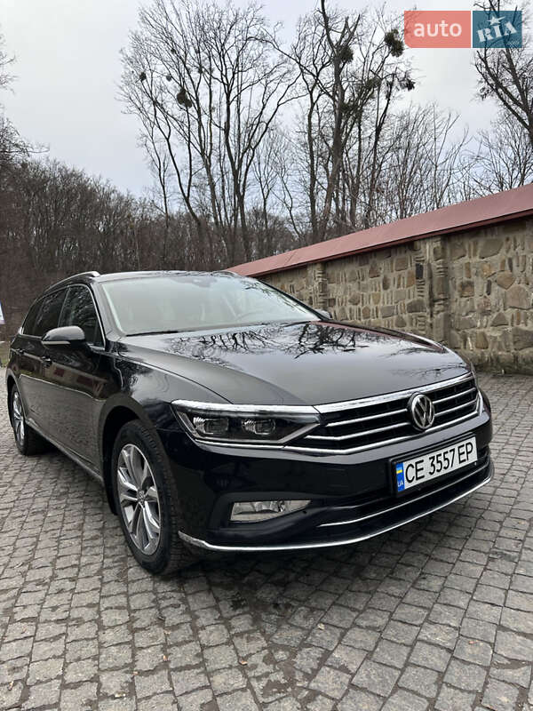 Универсал Volkswagen Passat 2019 в Черновцах