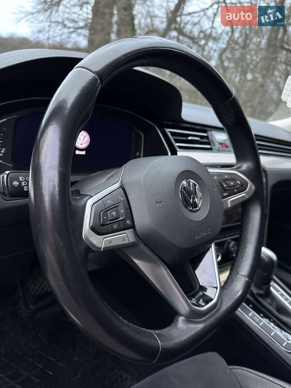 Универсал Volkswagen Passat 2019 в Черновцах