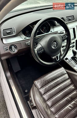 Универсал Volkswagen Passat 2013 в Львове