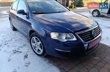 Седан Volkswagen Passat 2006 в Сарнах