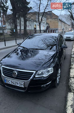 Седан Volkswagen Passat 2008 в Золочеві