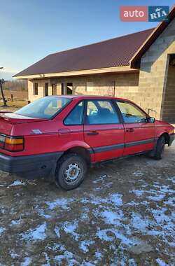 Седан Volkswagen Passat 1990 в Вараші