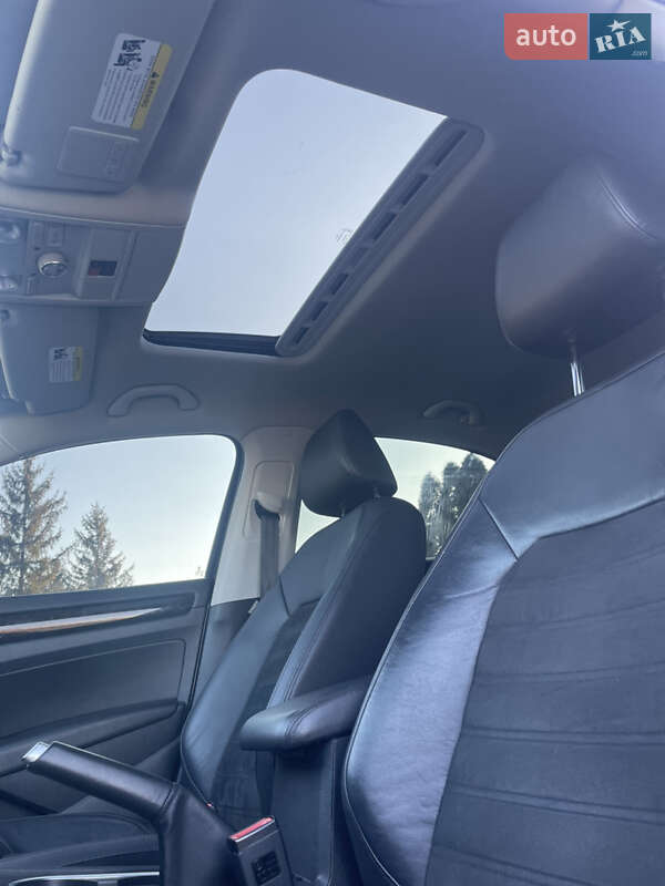 Седан Volkswagen Passat 2014 в Дубно