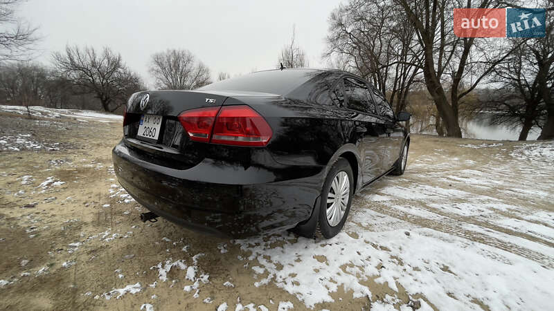 Седан Volkswagen Passat 2014 в Харькове